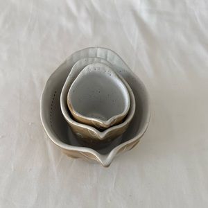 (3) Anthropologie measuring cups NWOT